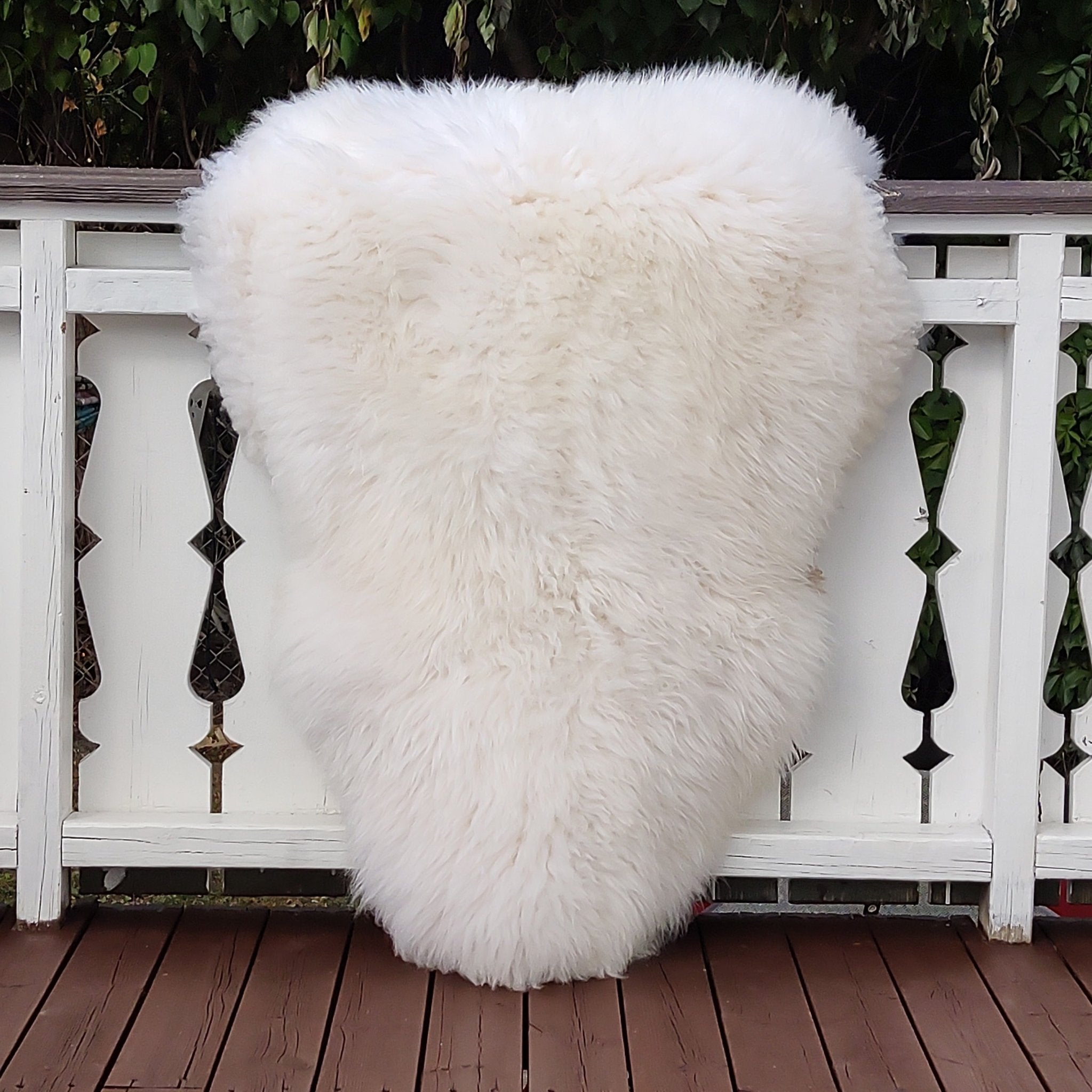 Hvit Saueskinn - Gratis frakt - ULLNorge