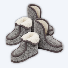 Last inn bildet i Galleri-visningsprogrammet, Carpet slippers (2 par) - Gratis frakt !
