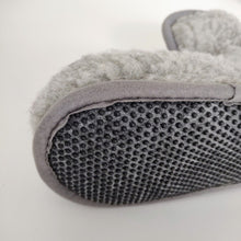 Last inn bildet i Galleri-visningsprogrammet, Carpet slippers - 2 par  kr. 790-Gratis frakt !
